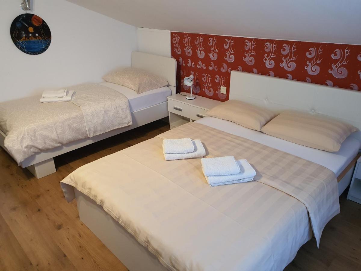 Apartma Louis Dutovlje Zewnętrze zdjęcie